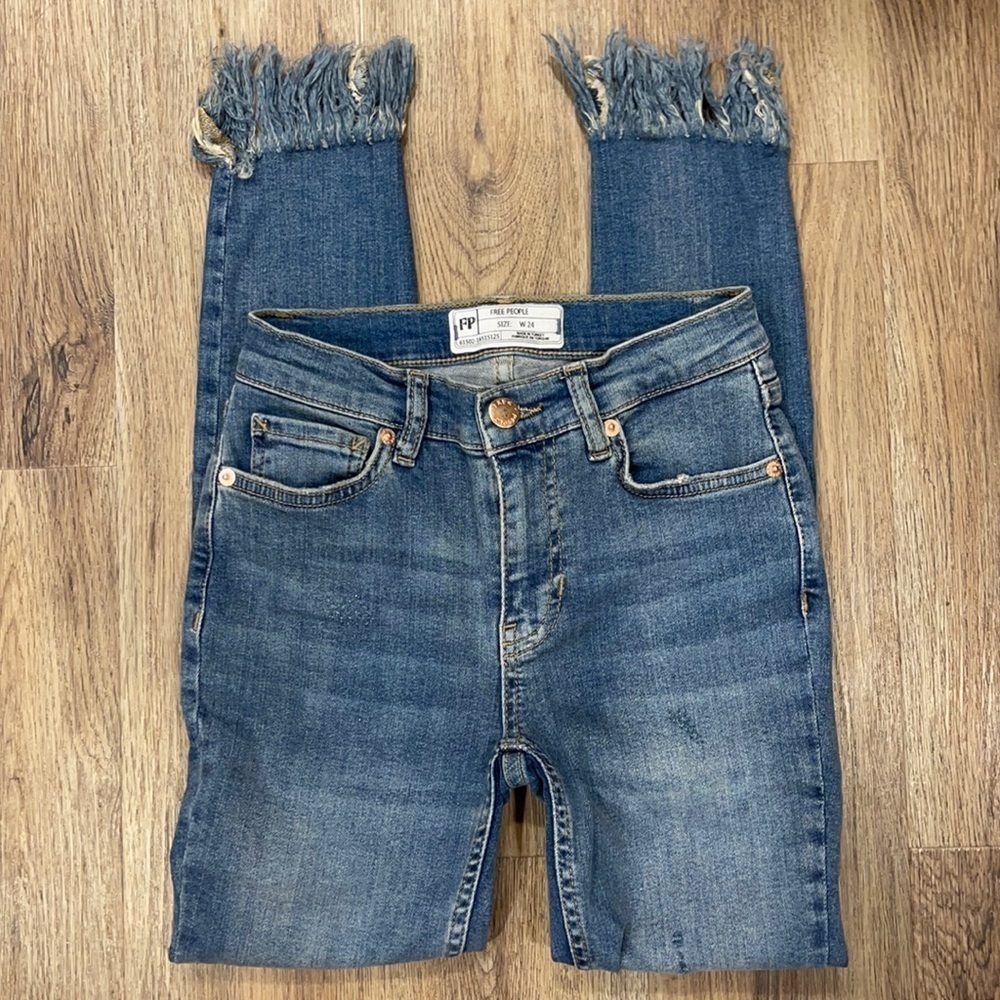 Free People Fringe Hem Distressed Skinny Jeans 24